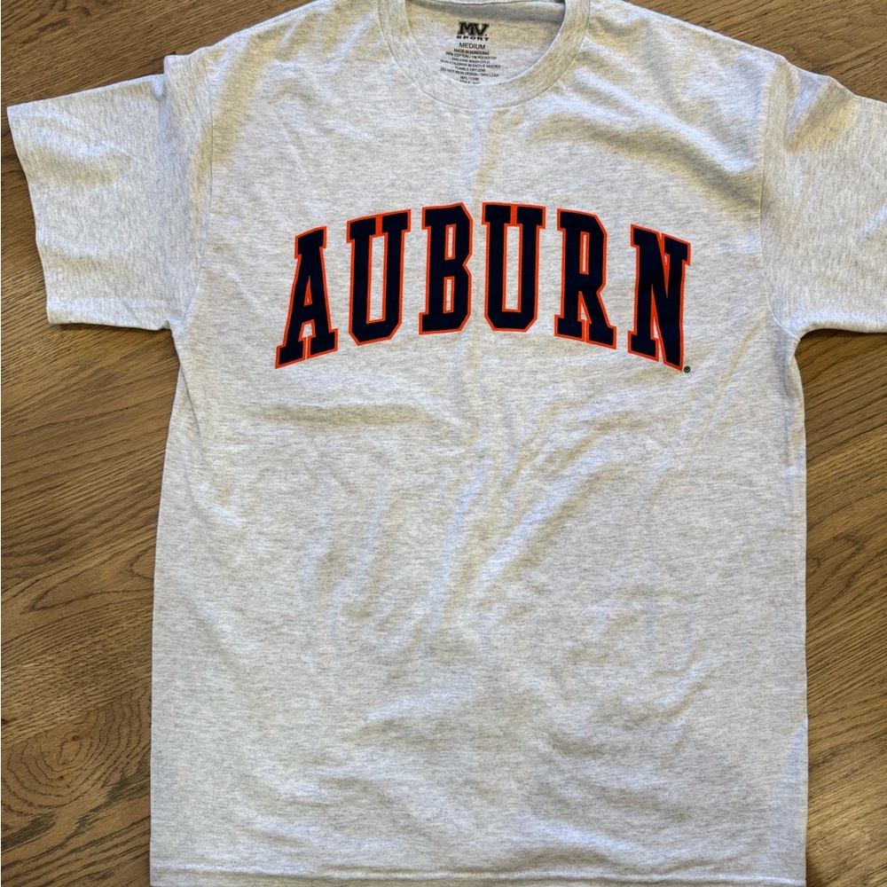 NWOT Auburn Arch Logo Short Sleeve Tee - Gray